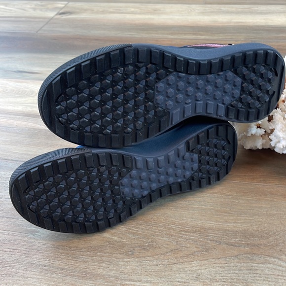 🌴🔆VANS- ALL WEATHER HIKING BIKING SNOW 🔆🌴 - Picture 10 of 12